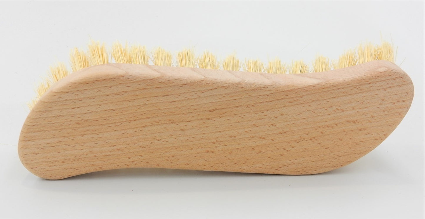 Scheuerbürste in S-Form