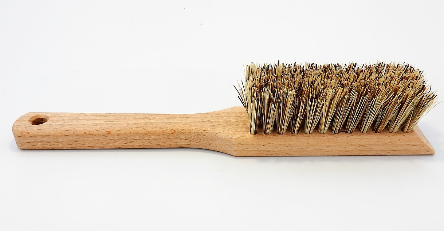 Gartengerätebürste