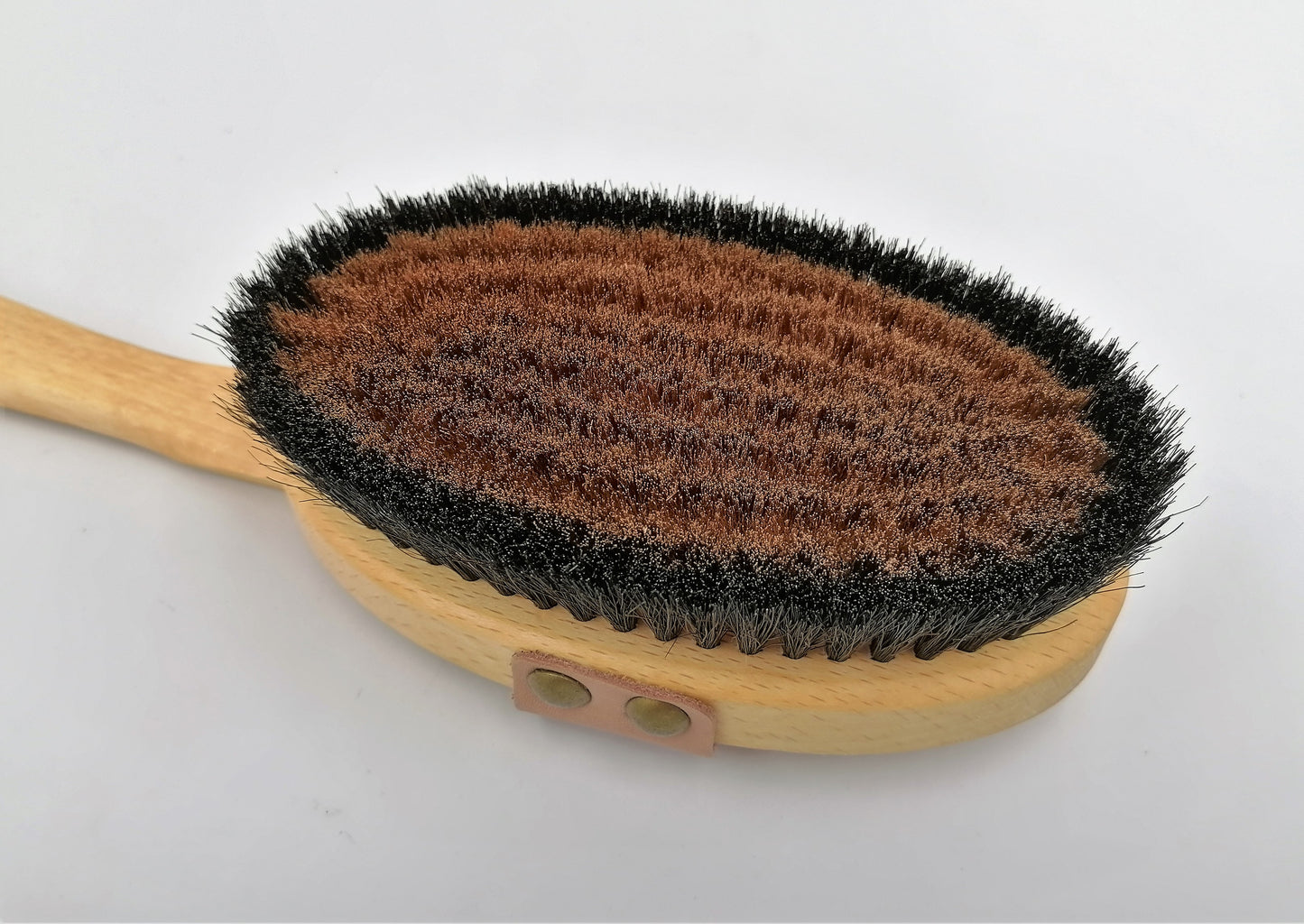 Body ionic Brush
