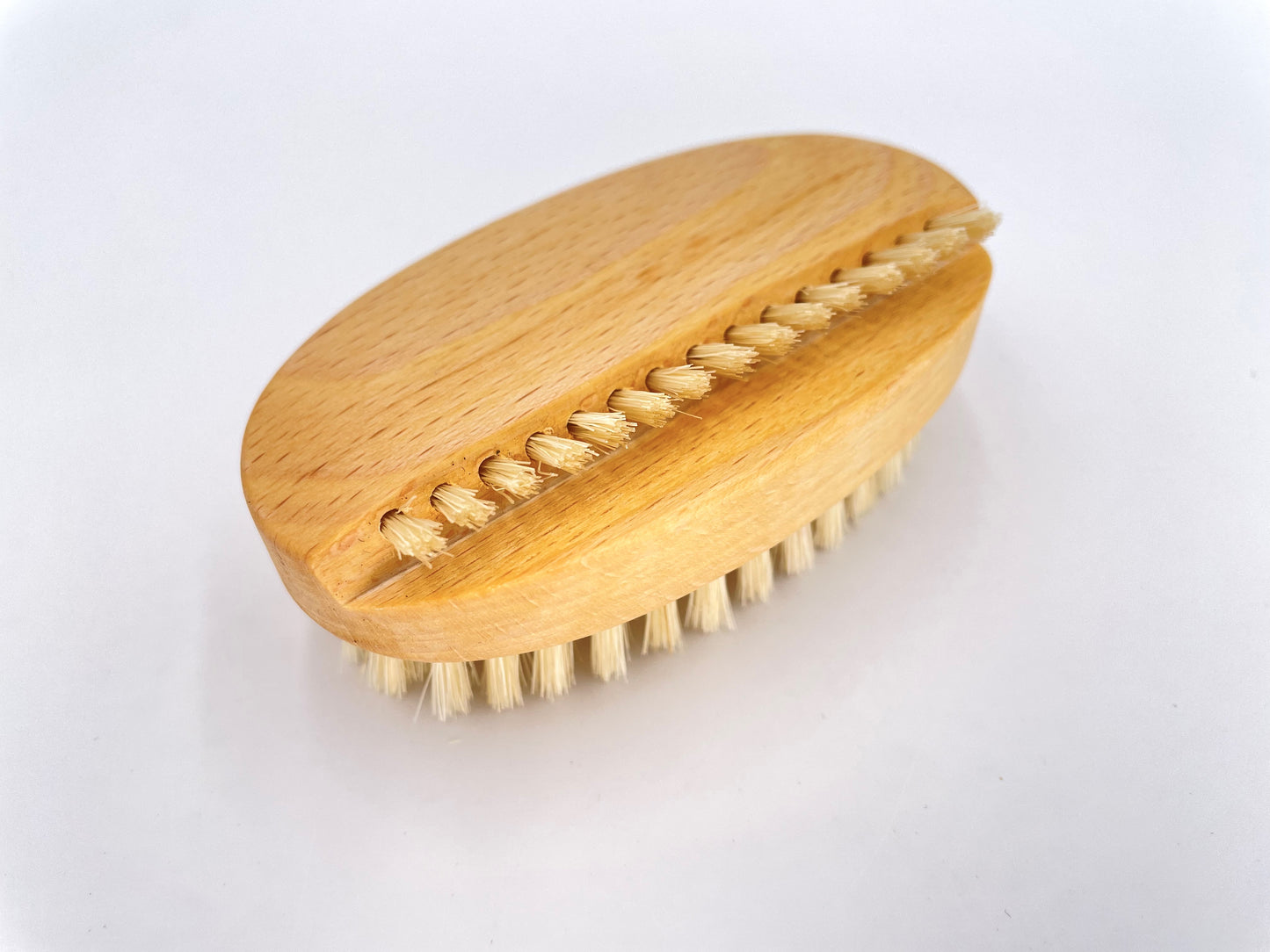 Nagelbürste oval
