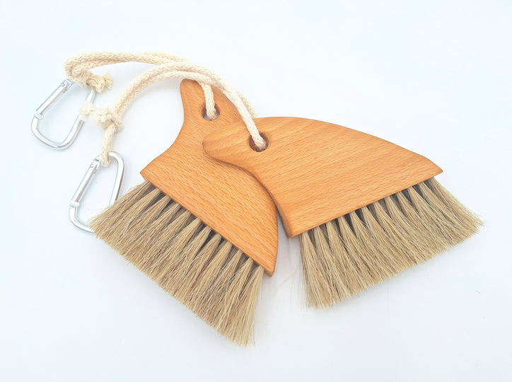 Sand- und Strandbürste